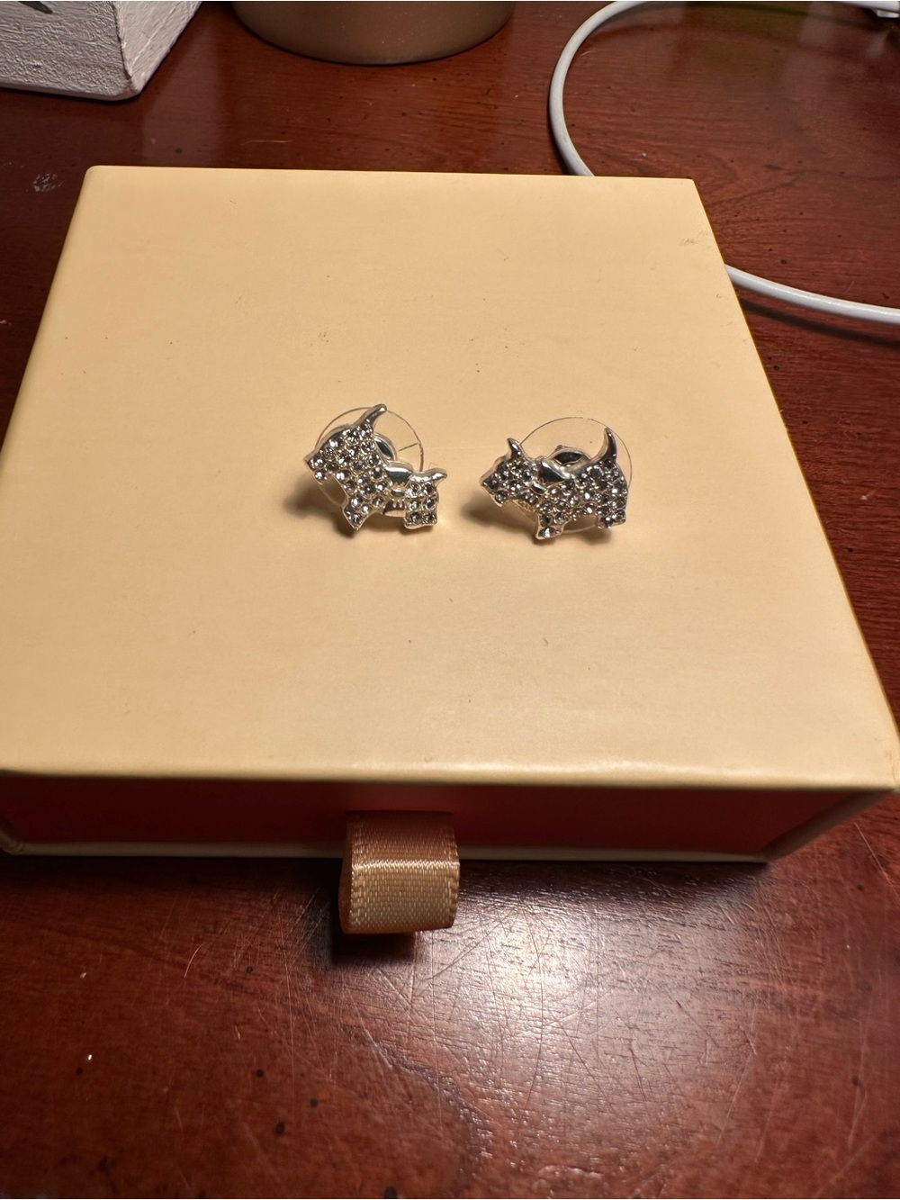 Rhinestone Scottie Dog Stud Earrings Silver Tone Crystal Terrier Jewelry